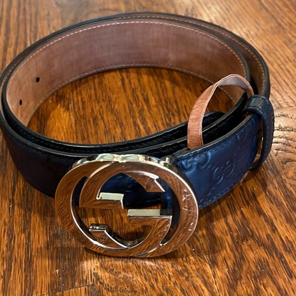 Genuine Gucci leather belt less than one year old. Excellent condition.